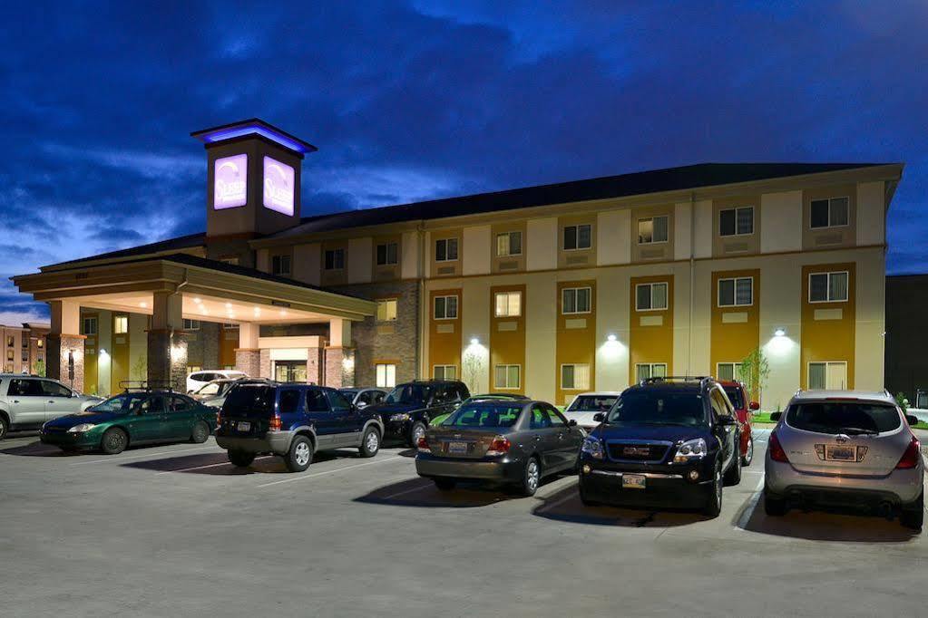 Sleep Inn&Suites Fargo Medical Center Exterior foto
